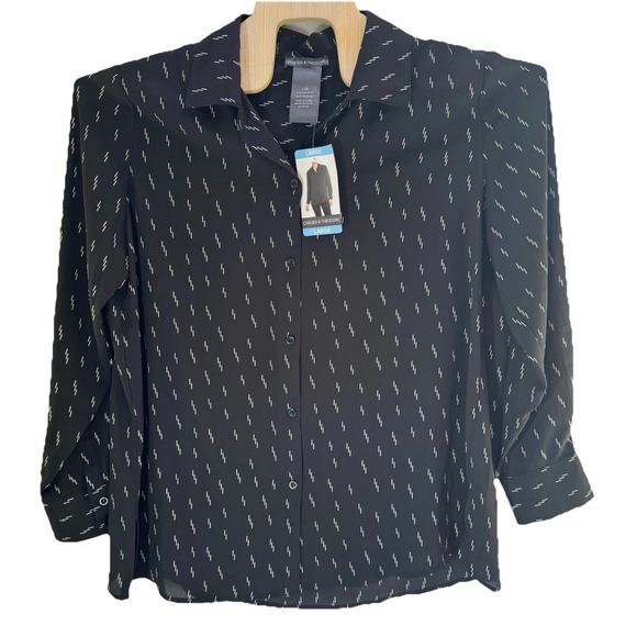 Chelsea & Theodore Women's Large Long Sleeve Button Up Lightning Bolt Blouse NWT - Picture 1 of 10